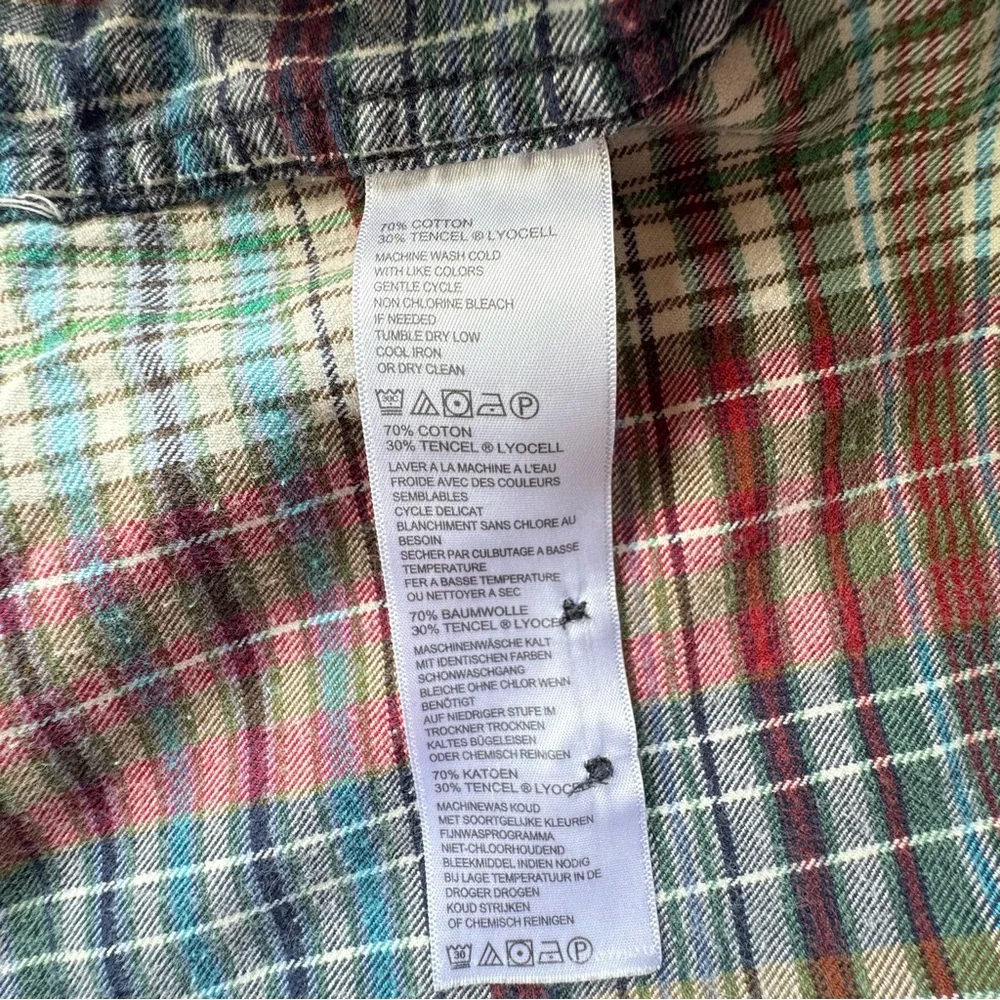 Tommy‎ Bahama Men’s Red Green Plaid Flannel Casual Long Sleeve Button Up Size XL